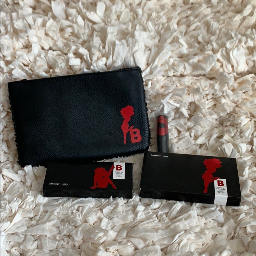 Ipsy x Betty Boop Bundle